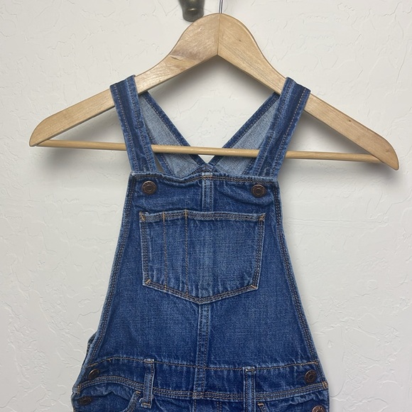 Old Navy denim Jean short overalls in medium wash girls size M (8) - Picture 4 of 7